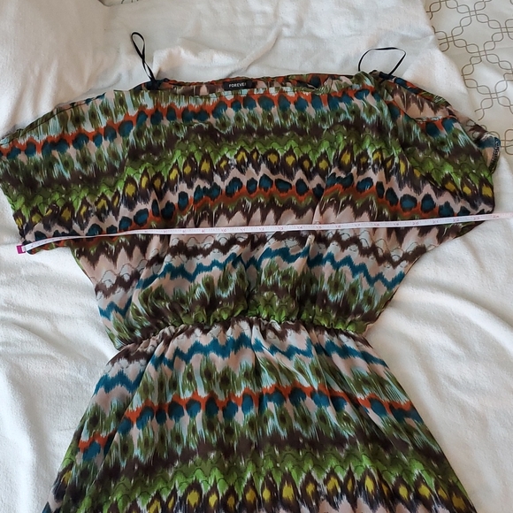 SOLD Forever 21 Dress - Picture 4 of 6